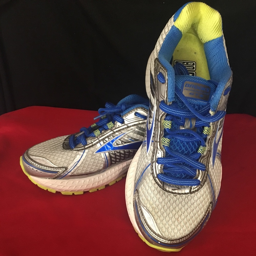 Brooks GTS 15